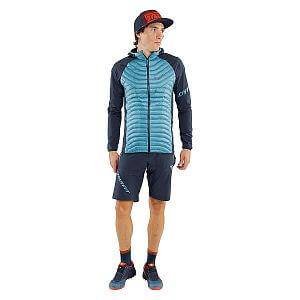 Dynafit Transalper Hybrid Insulation JKT M blueberry storm blue přední pohled na postavě