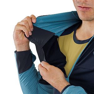 Dynafit Transalper PTC Hooded jacket M storm blue přední detail kapuce