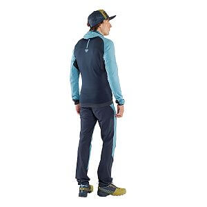 Dynafit Transalper PTC Hooded jacket M storm blue zadní pohled na postavě