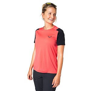 Dynafit Transalper S/S Tee W cabana přední pohled na postavě detail