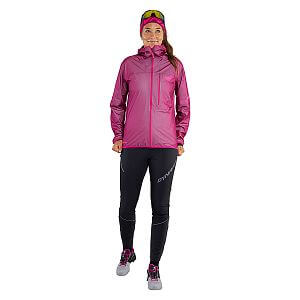 Dynafit Traverse Gore-Tex Jacket Women beet red přední pohled na postavě