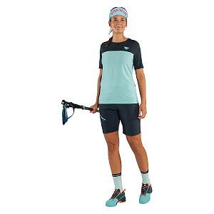 Dynafit Traverse S-Tech S/S Tee W marine blue/blueberry dámské tričko na běh i turistiku