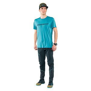 Dynafit Traverse T-Shirt M storm blue přední pohled na postavě