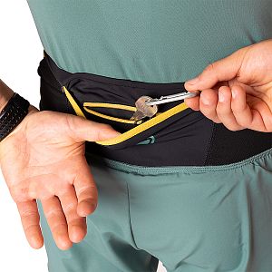 Dynafit Ultra 2in1 Shorts M atlantic detail zadní kapsa