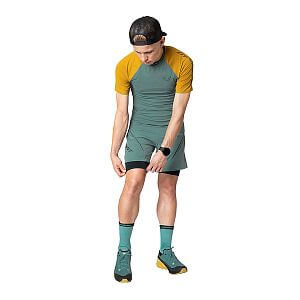 Dynafit Ultra 2in1 Shorts M atlantic přední pohled na postavě detail