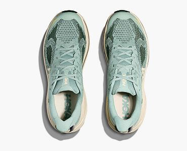 Hoka Challenger 8 M jade / truffle salt horní pohled