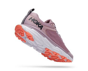 Hoka One One Challenger ATR 6 W elderberry / lilac marble dámské univerzální boty