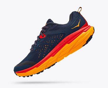 Hoka One One M Challenger ATR 6 WIDE outer space / radiant yellow boční pohled