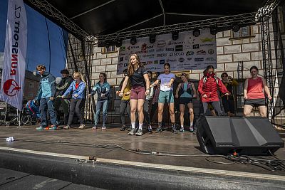 Módní přehlídka Runsport.cz na Majálesu 2025