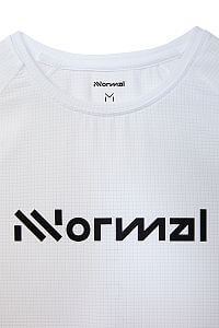 NNormal Men’s Race T-Shirt NN white pánské běžecké tričko detail značka Normal