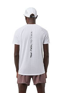 NNormal Men’s Race T-Shirt NN white pánské běžecké tričko nápis na zádech