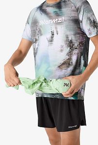 NNormal Trail Wind Jacket M light green pánská běžecká bunda s kapucí