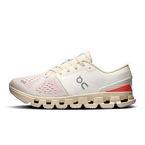On Cloud X 4 W ivory/salmon dámské boty pro volný čas boční pohled
