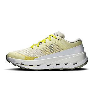 On Cloudultra 3 W lychee/lime dámské běžecké trailové boty boční pohled