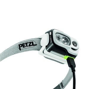 Petzl Swift RL svítilna černá výkonná čelovka