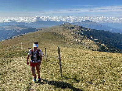 Runsporťačky Péťa s Marcelkou vítězí na etapáku Pyrenees stage run