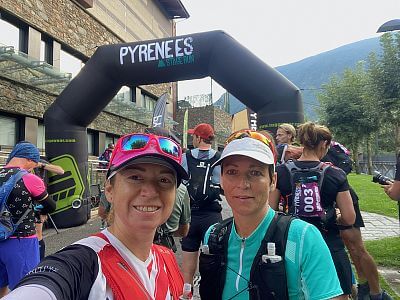 Runsporťačky Péťa s Marcelkou vítězí na etapáku Pyrenees stage run