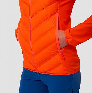 Salewa Agner Hybrid RDS DWN W Jacket red orange5