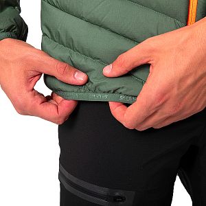 Salewa Brenta RDS DWN Jacket M thyme přední pohled na postavě detail lem