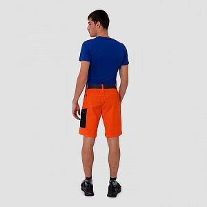 Salewa Pedroc Cargo 3 DST M Shorts red orange zadní pohled na postavě