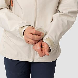 Salewa Puez Gore-Tex Paclite® Jacket W oatmeal dámská bunda manžety