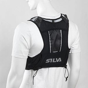 Silva Strive Light Black 5 L/XL běžecká vesta