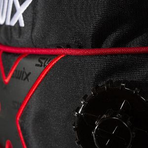 Swix Drink Belt black/red závěr