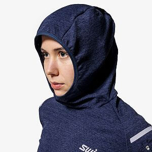 Swix mikina Pace Midlayer Hooded W Dark Navy detail kapuce