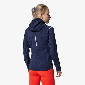 Swix mikina Pace Midlayer Hooded W Dark Navy zadní pohledu na postavě