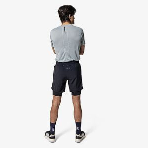 Swix šortky Pace Hybrid Shorts M Black zadní pohled na postavě